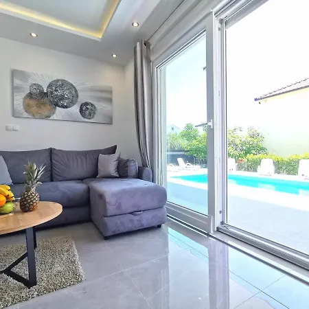 Seka With A Pool Kaštela