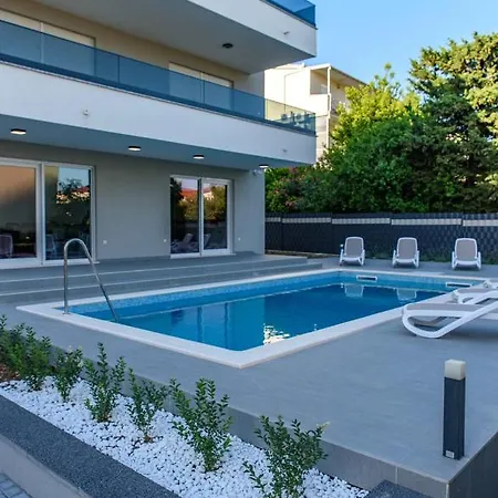 Seka With A Pool Kaštela